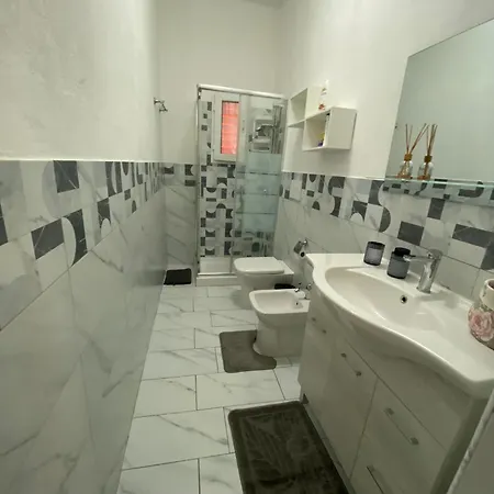 La Casetta Di Ada Apartment *